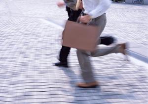 自律型人材を育成するための効果的なアプローチと実践ガイド